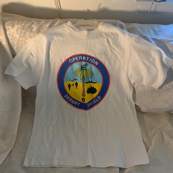 Vintage 1990 DESERT SHIELD T-SHIRT - Mens Size LG 42-44 - Picture 14 of 15